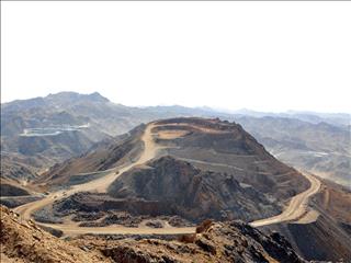 صدور ۵ پروانه اکتشافی در محدوده های سنگان/ مجموع پروانه های اکتشافی سنگان طی امسال به ۹ فقره رسید