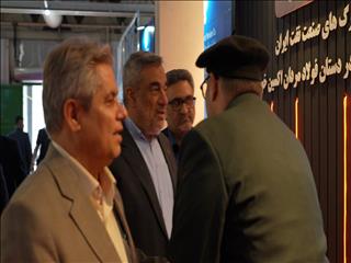حضور مدیرعامل شرکت ملی نفت ایران در غرفه شرکت فولاد اکسین خوزستان