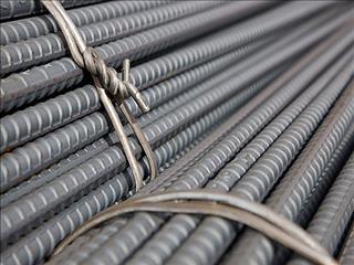 کف‌‌‌نشینی بهای میلگرد در بازارهای جهانی