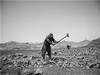 کاهش اشتغال در حوزه معدن فاروج چشمگیر بوده است