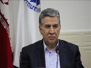انتقاد رئیس اتاق بازرگانی از رسانه‌ها به‌دلیل بزرگ‌نمایی «مکانیسم ماشه»