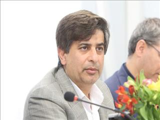 زرندی: فولاد مبارکه برای تأمین ۸۰ درصد برق موردنیاز خود برنامه‌ریزی کرده است