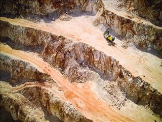 عناصر نادر خاکی؛ از معدن تا قدرت فناوری