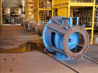 بومی‌سازی و بهره‌برداری از پمپ عمودی آب دریا در فولاد هرمزگان